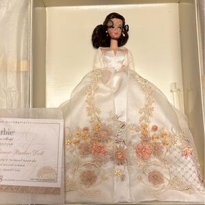 Silkstone Barbie Lady of the Manor NRFB Gold Label